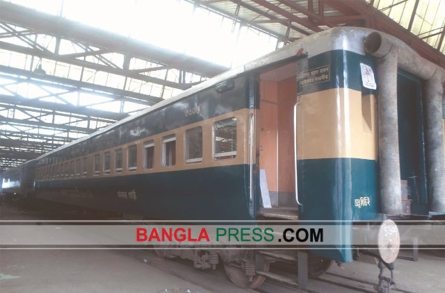 সৈয়দপুর কারখানায় মেরামতকৃত কোচ দিয়ে চলবে ঈদ যাত্রা