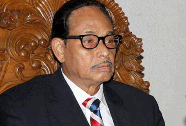 শিক্ষার্থীদের দাবিকে সমর্থন দিয়েছেন এরশাদ