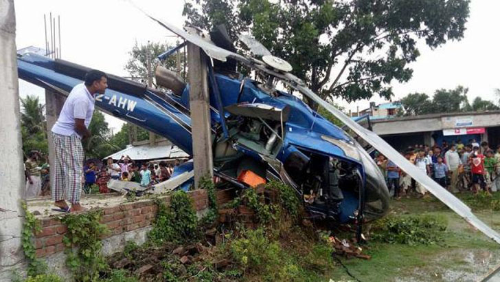 অল্পের জন্য রক্ষা পেলেন ফরিদুর রেজা সাগরসহ আরো দুই জন