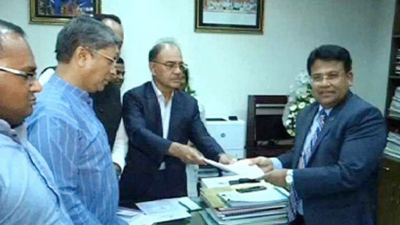 তারেক রহমানের বিরুদ্ধে ইসিতে আ'লীগের লিখিত অভিযোগ !