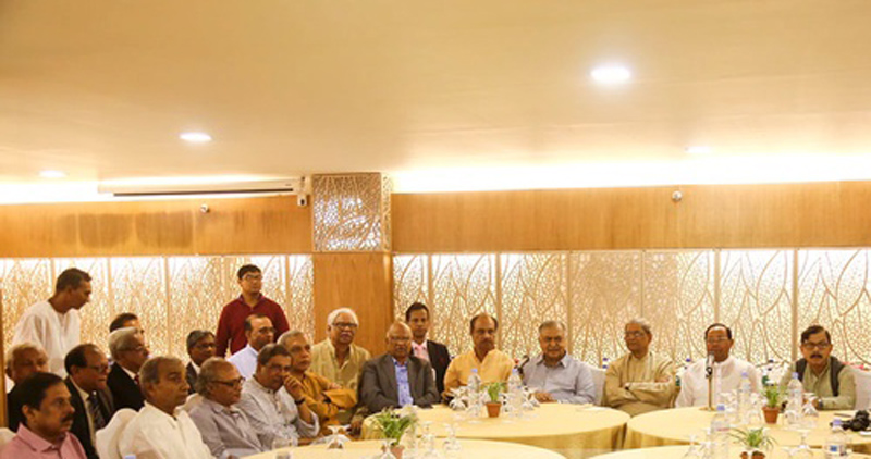 সম্পাদকদের সঙ্গে ঐক্যফ্রন্টের মতবিনিময়