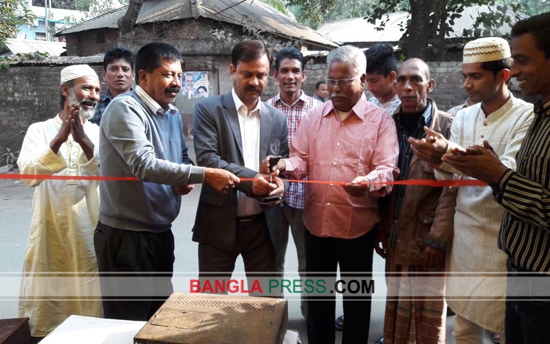 গাইবান্ধায় হকার্স লীগের কার্যালয় উদ্বোধন ও সদস্য কার্ড বিতরণ