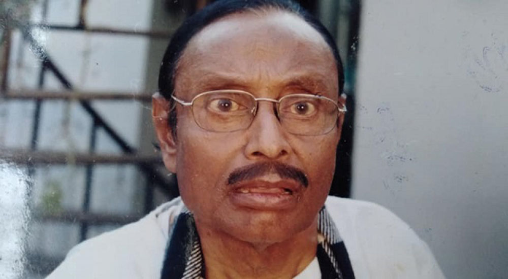 পারিবারিক কবরস্থানে চিরনিদ্রায় শায়িত কৌতুক অভিনেতা আনিস