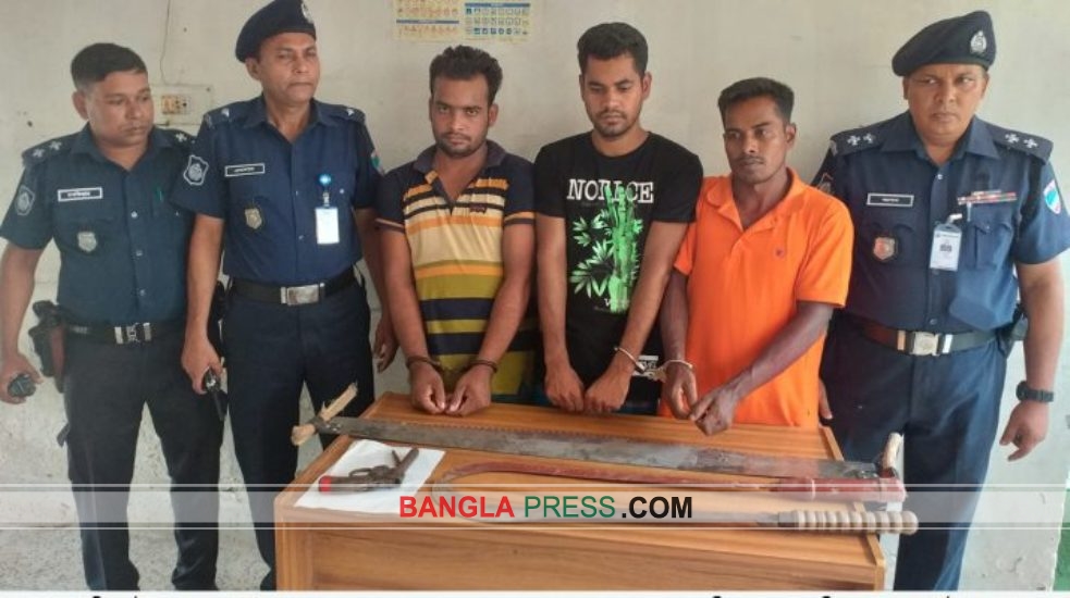 ঝিনাইদহে ডাকাতদলের ৩ সদস্য গ্রেফতার
