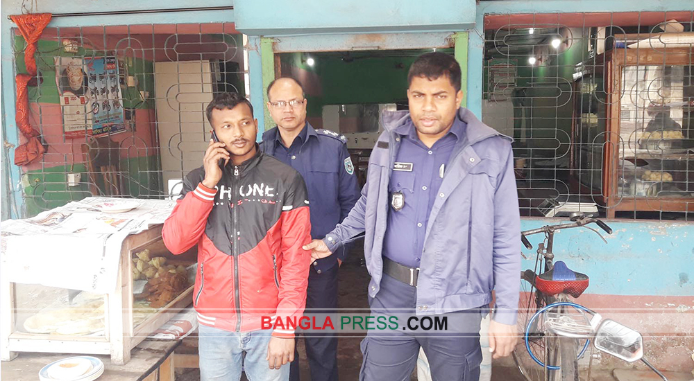 ডোমারে ২ হোটেলের জরিমান