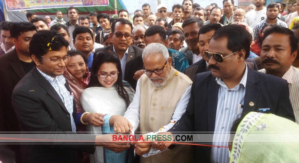 ডোমারে ৩দিন ব্যাপী কৃষি মেলার উদ্বোধন