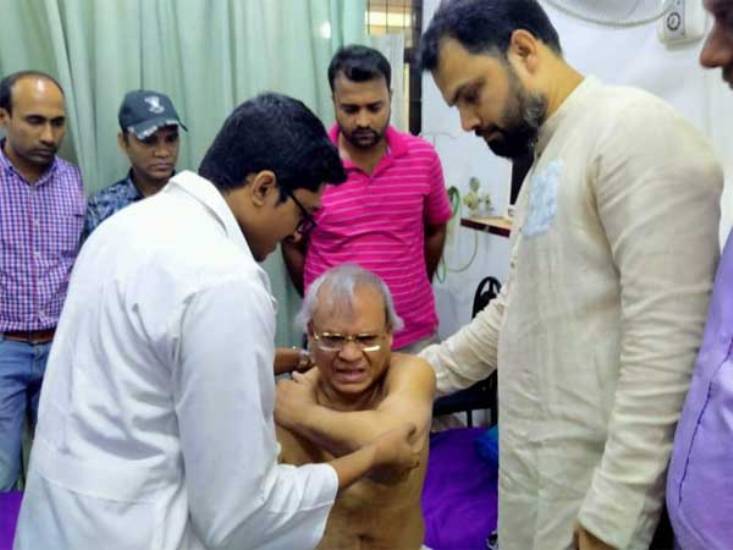 বিএনপির মিছিলে পুলিশের হামলা, রিজভীসহ আহত ১০