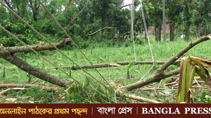 ঝিনাইদহে ৮০ ভাগ এলাকা এখনও বিদ্যুৎহীন অন্ধকার
