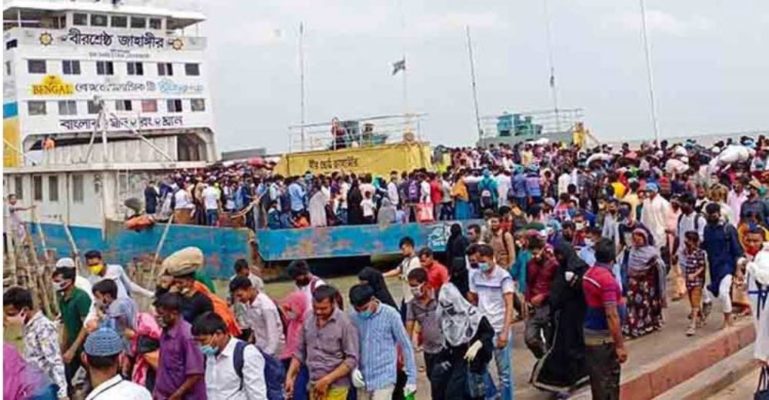 শিমুলিয়ায় ঢাকামুখী হাজারো যাত্রীর ঢল
