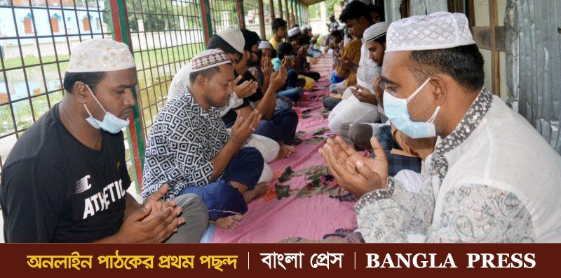 ধুনটে মেয়রের সুস্থ্যতা কামনায় দোয়া