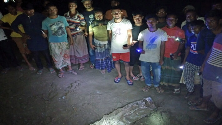 লালমনিরহাটে মিলল দ্বিতীয় বিশ্বযুদ্ধের যুদ্ধবিমানের ধ্বংসাবশেষ