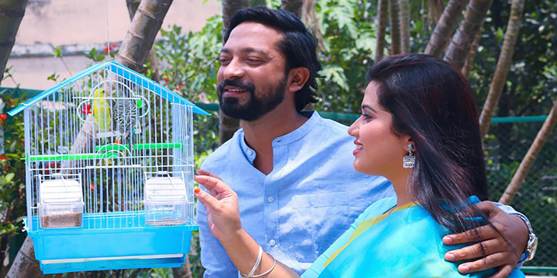 নিজের গানের নিজেই মডেল ন্যান্সি