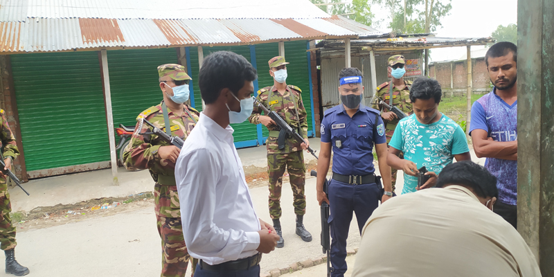 লকডাউনে ঠাকুরগাঁওয়ে ভ্রাম্যমাণ আদালতের জরিমানা