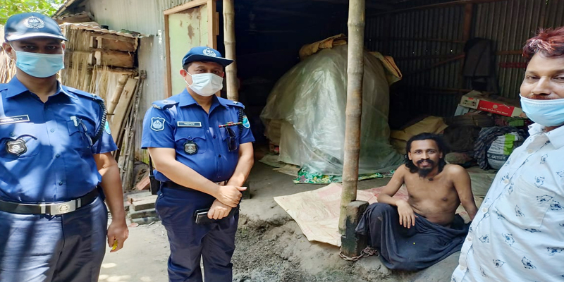 বোয়ালমারীতে শিকলবন্দি শাহিনের পাশে প্রশাসন