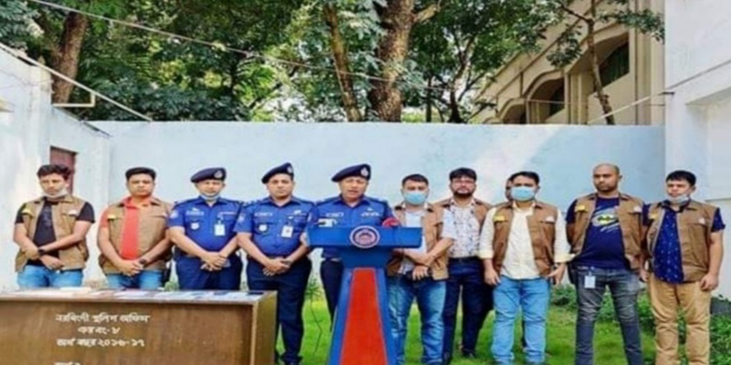 নরসিংদীতে খুন ও ডাকাতির ২১ আসামী গ্রেপ্তার