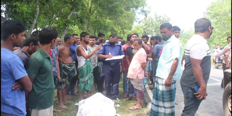 ঠাকুরগাঁওয়ে কোচ-মোটরসাইকেলের ধাক্কায় দুই এনজিও কর্মী নিহত