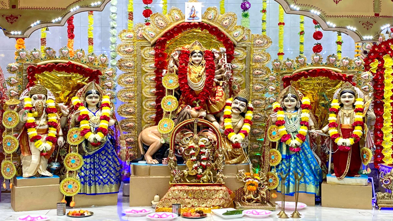 নিউ ইয়র্কে ১৭টি পূজামন্ডপ 'নিষ্প্রদীপ'