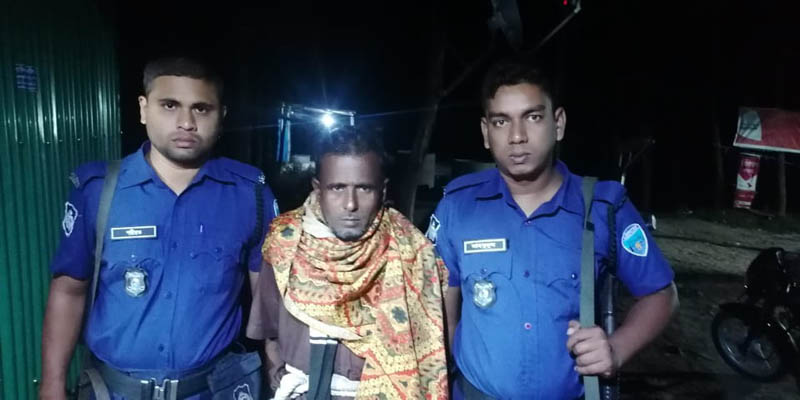 হাতিয়াতে তুচ্ছ ঘটনায় গৃহবধূকে কুপিয়ে হত্যা, গ্রেফতার ১
