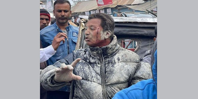 স্বতন্ত্র প্রার্থীকে মারধর করে ডোবায় ফেললেন নৌকার প্রার্থীর সমর্থকরা