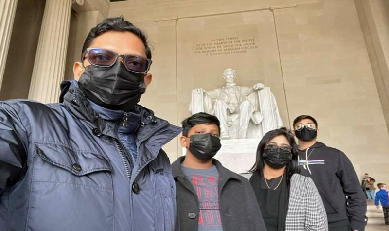 বড়দিনের ছুটিতে সপরিবারে বোস্টনে ঘুরলেন প্রতিমন্ত্রী পলক