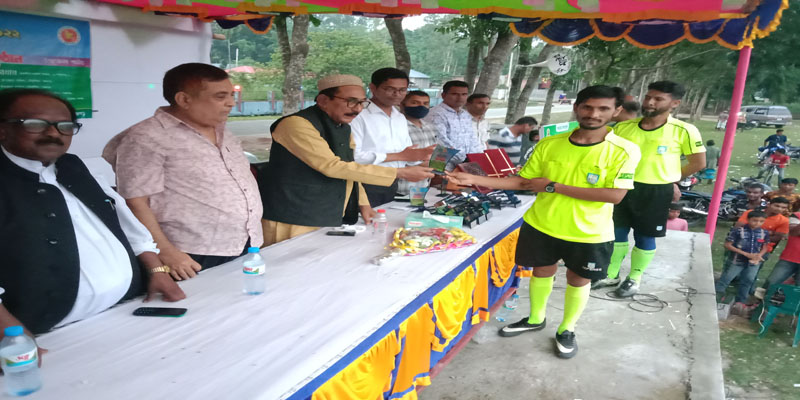 তেঁতুলিয়ায় বঙ্গবন্ধু জাতীয় গোল্ডকাপ ফুটবল টুর্নামেন্ট ২০২২অনুষ্ঠিত