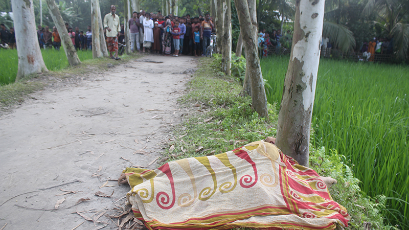 ডোমারে স্বামীর হাতে স্ত্রী ও ৩ বছরের কন্যা সন্তান খুন