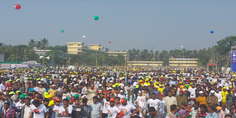 যশোরে প্রধানমন্ত্রীর জনসভায় মানুষের ঢল