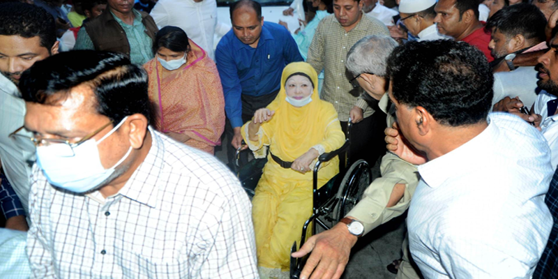 খালেদা জিয়ার বাইপাস সার্জারি দরকার, দেশে ‘সম্ভব নয়’