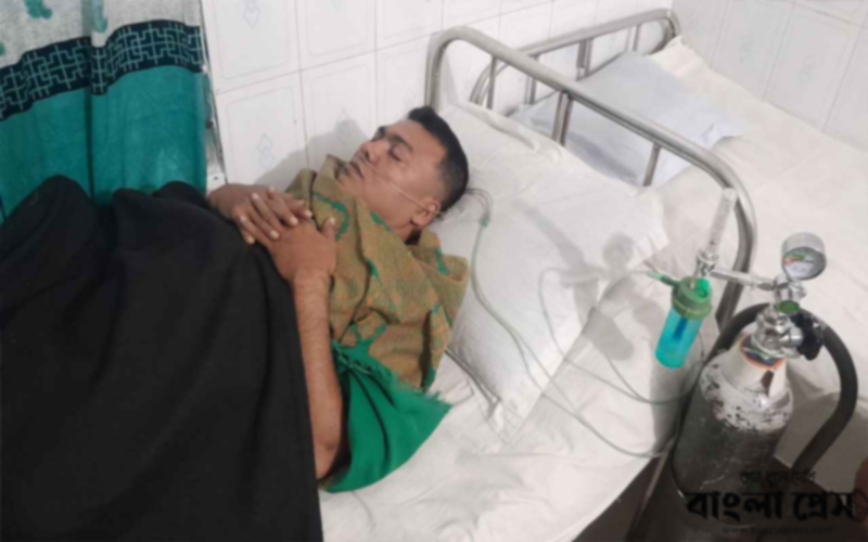 লক্ষ্মীপুরে আ.লীগ নেতার ঘুষিতে যুবলীগ নেতা হাসপাতালে