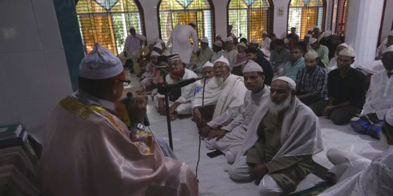 সৌদির সঙ্গে মিল রেখে নোয়াখালীর ৪ গ্রামে ঈদ উদযাপন