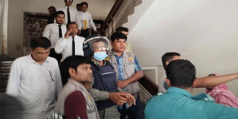 এমপি আনার হত্যা : ৮ দিনের রিমান্ডে আওয়ামী লীগ নেতা মিন্টু