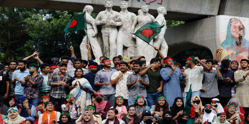 এবার নতুন রাজনৈতিক দল গঠন করতে যাচ্ছে আন্দোলনকারী শিক্ষার্থীরা
