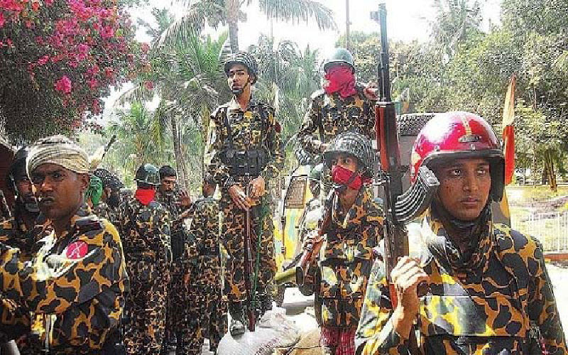 বিডিআর বিদ্রোহ : শেখ হাসিনাসহ ১৩ জনের বিরুদ্ধে হত্যা মামলা