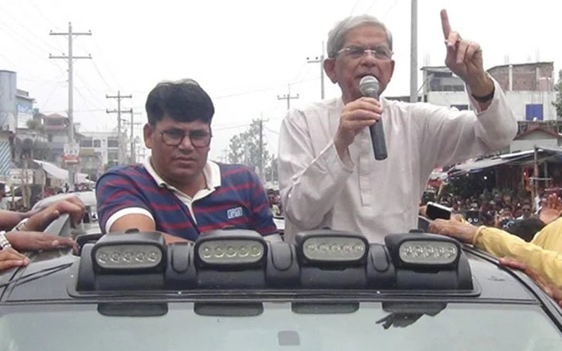 আ. লীগ অন্তর্বর্তী সরকারের বিরুদ্ধে ষড়যন্ত্র করছে: মির্জা ফখরুল