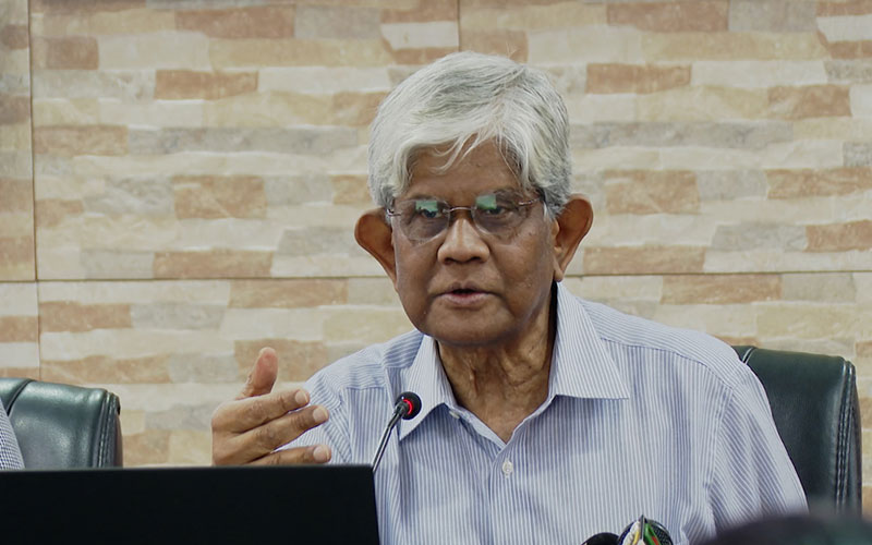রাঘববোয়ালদের ধরতে কঠোর উদ্যোগ নিচ্ছে সরকার: অর্থ উপদেষ্টা