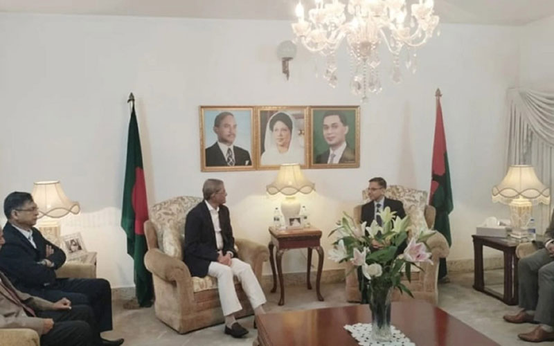 বাংলাদেশের সঙ্গে সম্পর্ক দৃঢ় করতে চায় ভারত: মির্জা ফখরুল