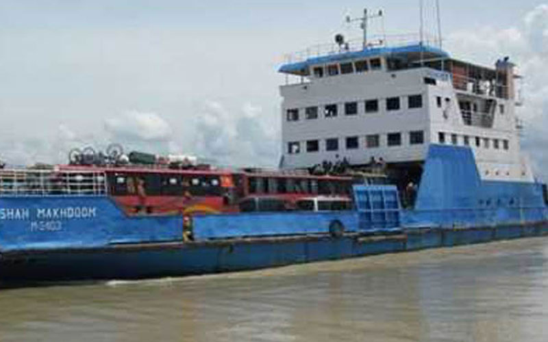 দৌলতদিয়া-পাটুরিয়া নৌরুটে ফেরি চলাচল স্বাভাবিক