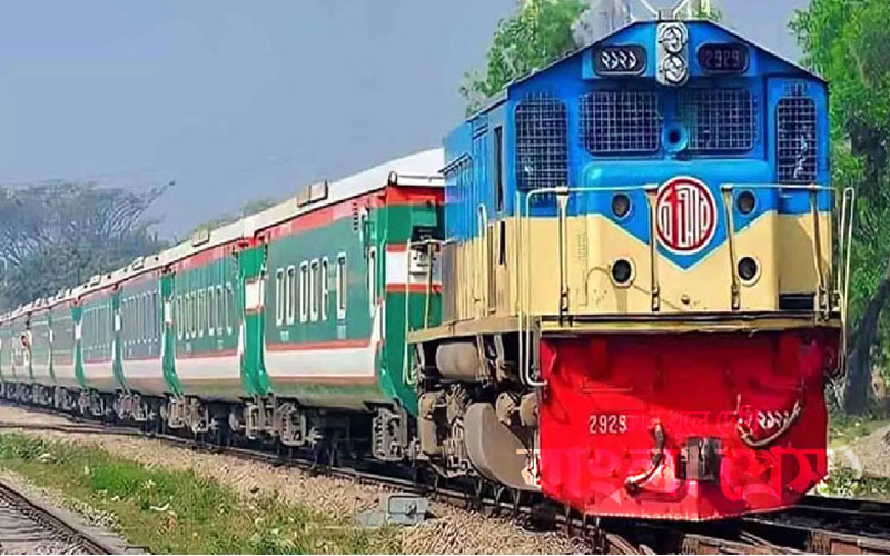 ট্রেন চলাচল শুরু হলেও শিডিউল বিপর্যয়