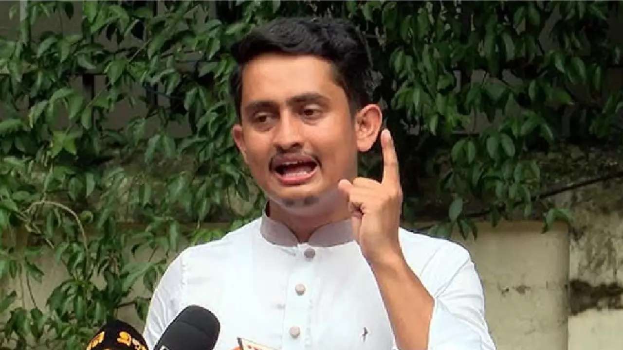 সেনাপ্রধান রিফাইন্ড আওয়ামী লীগের জন্য চাপ দেননি: সারজিস