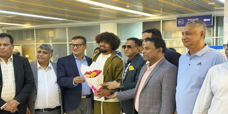 বাংলাদেশের হয়ে খেলতে সিলেটে পৌঁছেছেন হামজা চৌধুরী