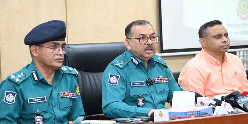 ঈদে নিজেরাই বাসার নিরাপত্তা নিশ্চিত করে বাড়ি যাবেন: ডিএমপি কমিশনার