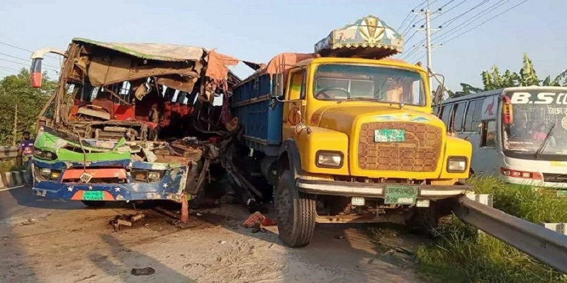 ঈদযাত্রার ১১ দিনে সড়কে প্রাণ হারাল ২৪৯ জন