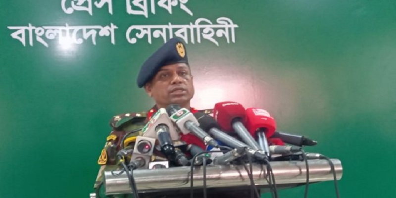 ৫ আগস্টের পর ৭৮২২ জনকে গ্রেফতার করেছে সেনাবাহিনী