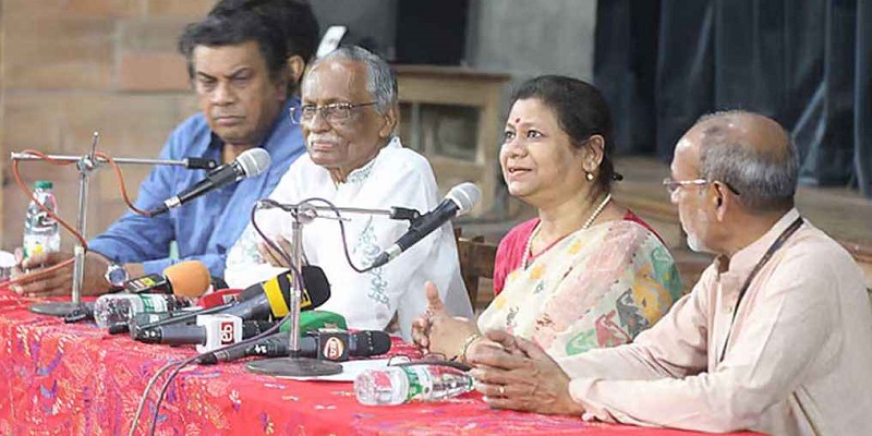 ‘আলোয় আলোয় মুক্তির’ সন্ধানে বর্ষবরণ করবে ছায়ানট