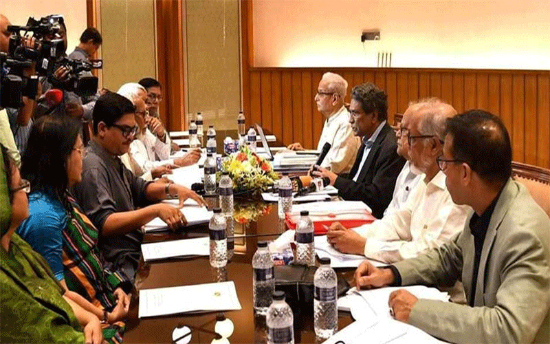 জাতীয় ঐকমত্য প্রতিষ্ঠায় সবাইকে কাজ করতে হবে: আলী রীয়াজ