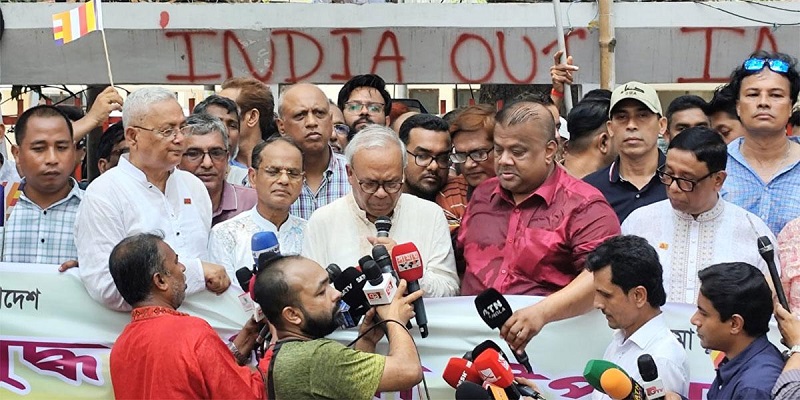 শেখ হাসিনার পথেই হাঁটছে সরকার: রিজভী