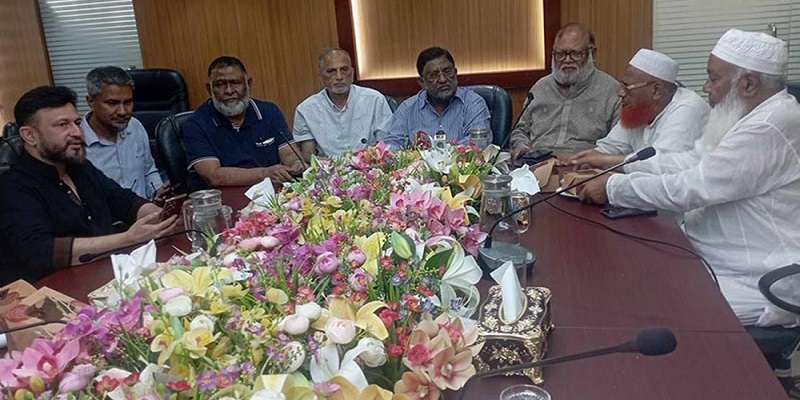 সারা দেশে পেট্রলপাম্প বন্ধের কর্মসূচি স্থগিত