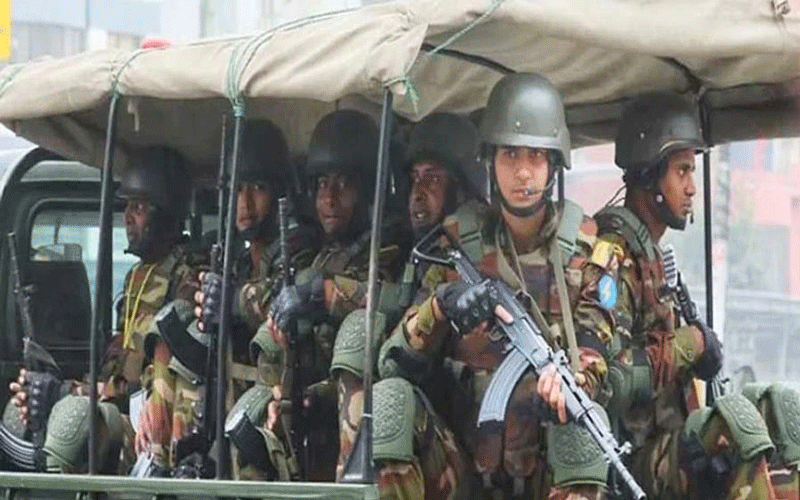 কারফিউয়ের মধ্যে গোপালগঞ্জে অভিযানে আটক ৪৫