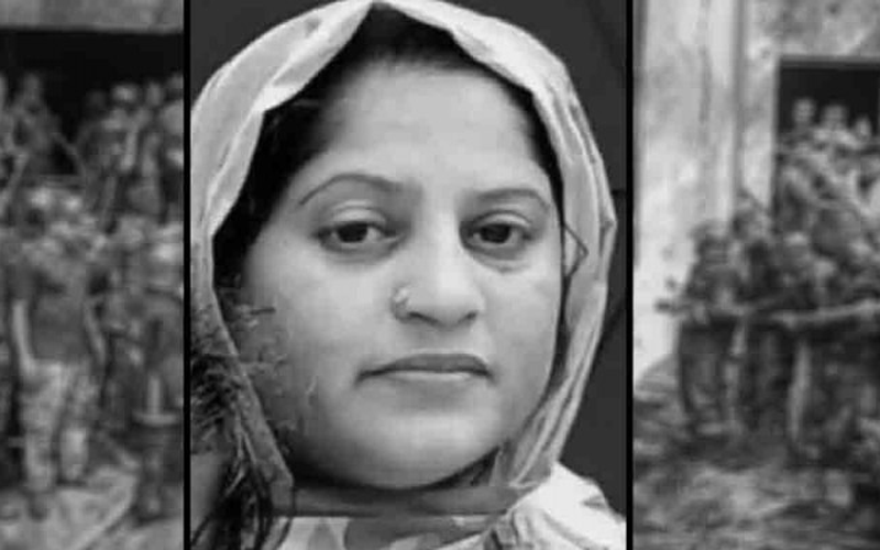 মেয়েকে স্কুল থেকে আনতে গিয়ে লাশ হয়ে ফিরলেন মা